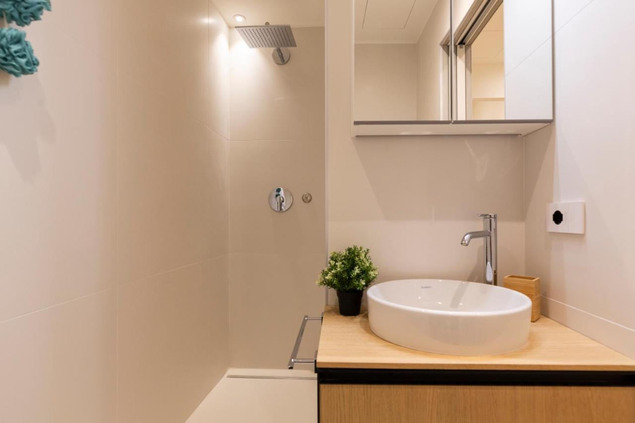 Domus Ticinese Lägenhet Milano Exteriör bild